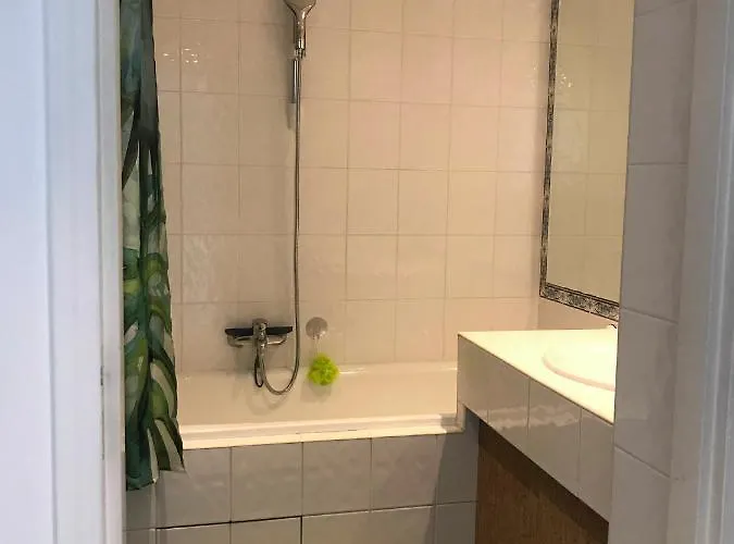 Juan Flore: Calme Absolu A 100m De La Apartment