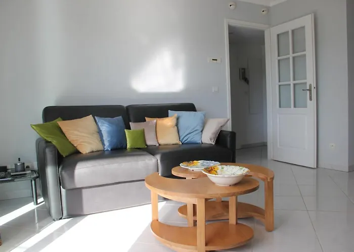 Juan Flore: Calme Absolu A 100m De La Apartment *