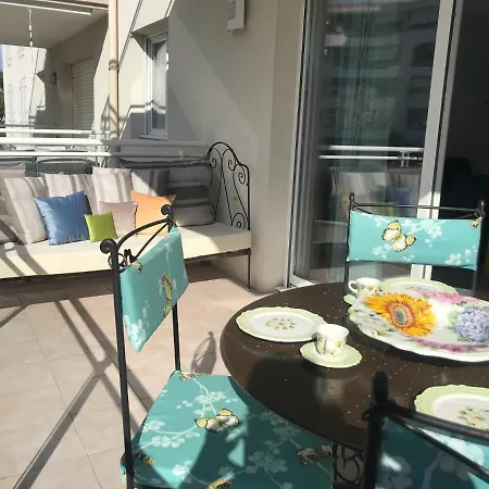 Juan Flore: Calme Absolu A 100m De La *