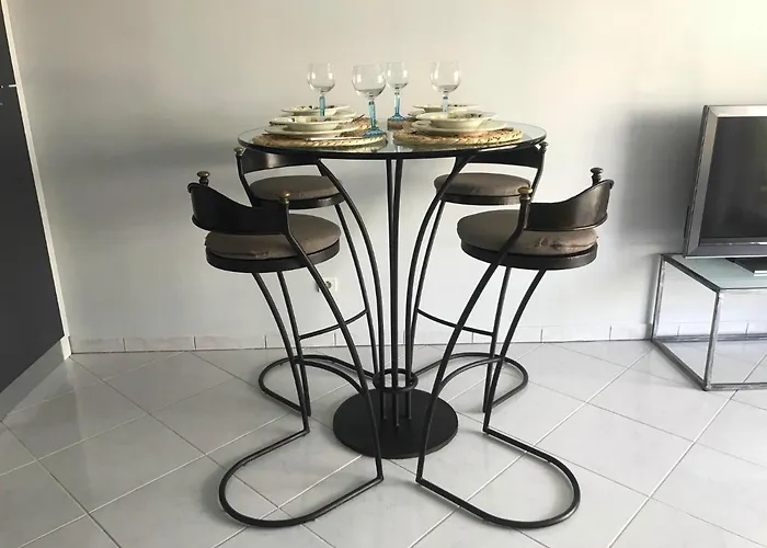 Juan Flore: Calme Absolu A 100m De La *