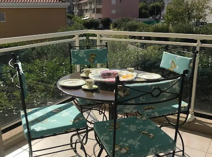 Apartment Juan Flore: Calme Absolu A 100m De La Antibes