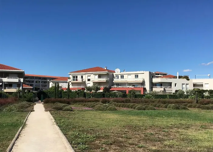 Juan Flore: Calme Absolu A 100m De La Antibes